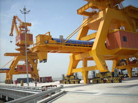 ������ֽ����ͨ��